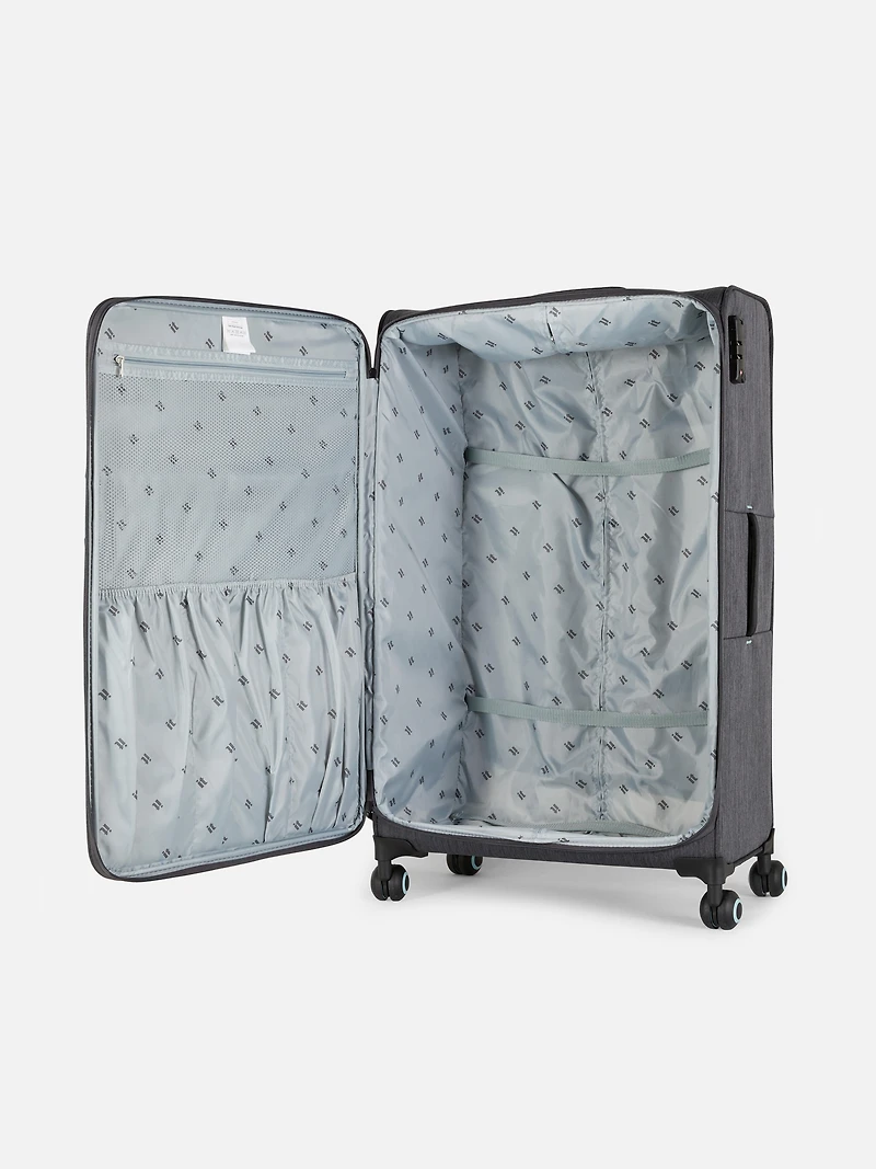 it Luggage Soft Shell Suitcase