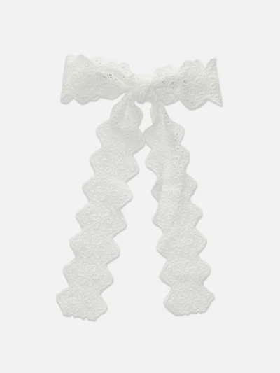 Eyelet Bow Hair Clip
