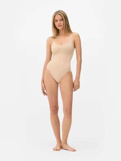 Women's Taupe Seamless Scoop Neck Shapewear Bodysuit