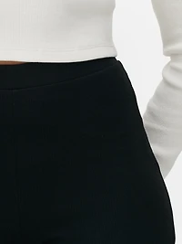 Ribbed Flared Leggings