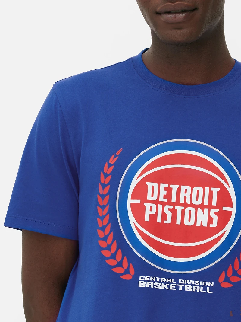 Detroit Pistons Graphic T-Shirt