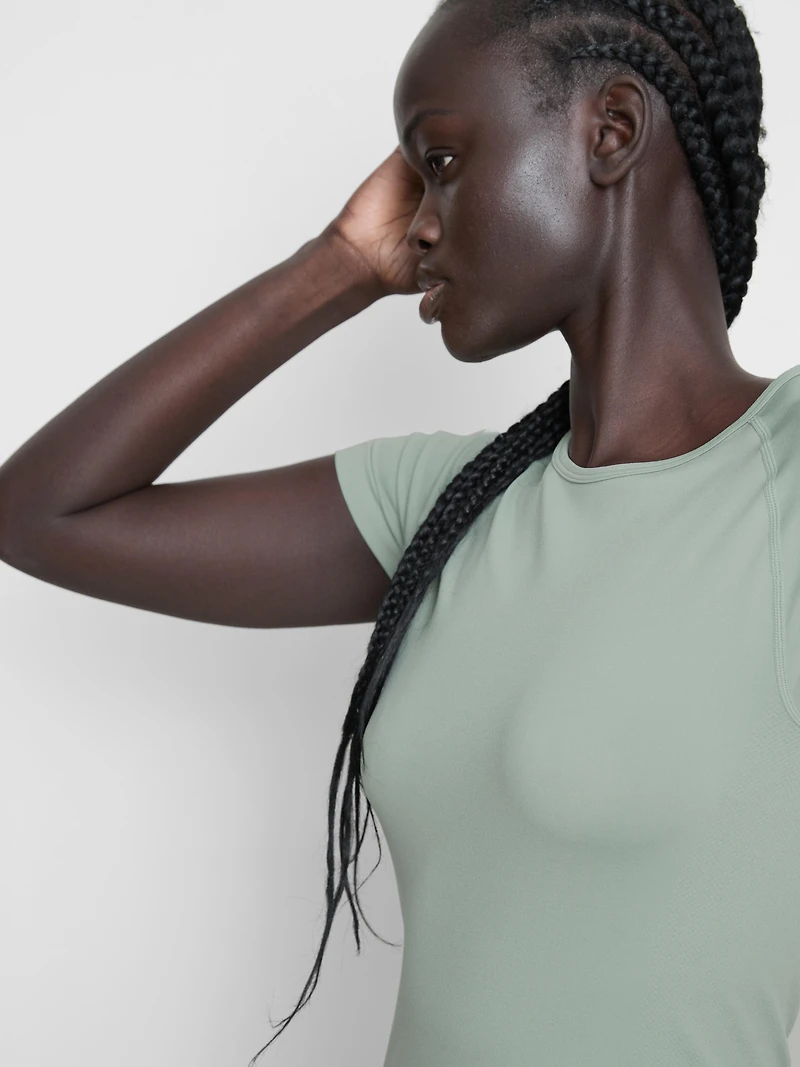 Short Sleeve Seamless Performance Top