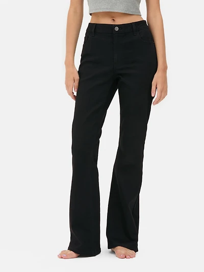MAJOR FIND | Mid-Rise Flared Jeans