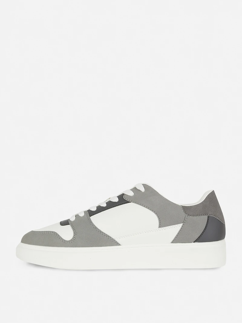 Kem Low-Top Sneakers