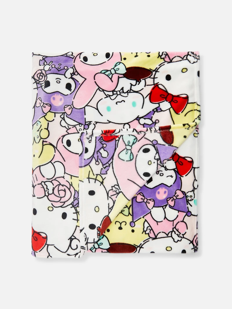 Hello Kitty Large Character Fleece Throw
