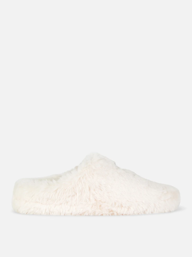 Disney’s Mickey Mouse and Minnie Mouse Slippers