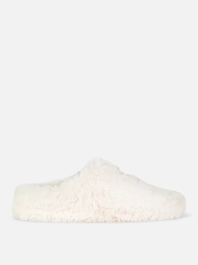 Disney’s Mickey Mouse and Minnie Mouse Slippers