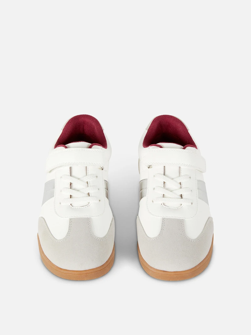 Contrast Panel Trainers