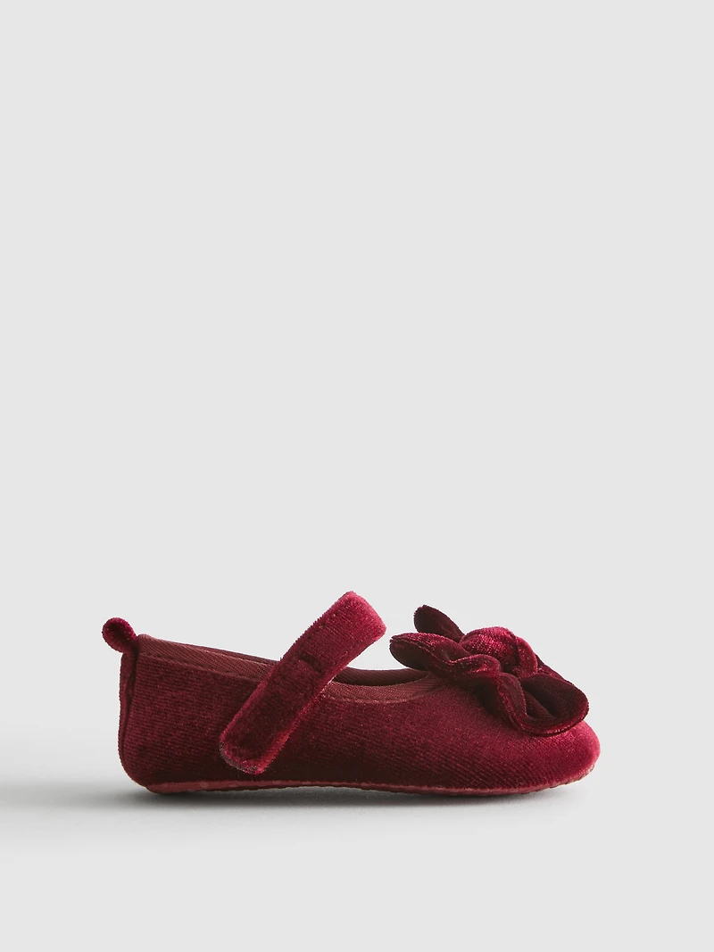 0-18mths | Newborn Velvet Ballet Pumps