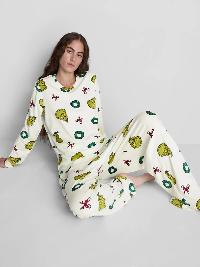 The Grinch Christmas Plush Pajama Set
