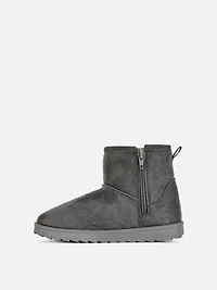 Zip-Up Snug Boots