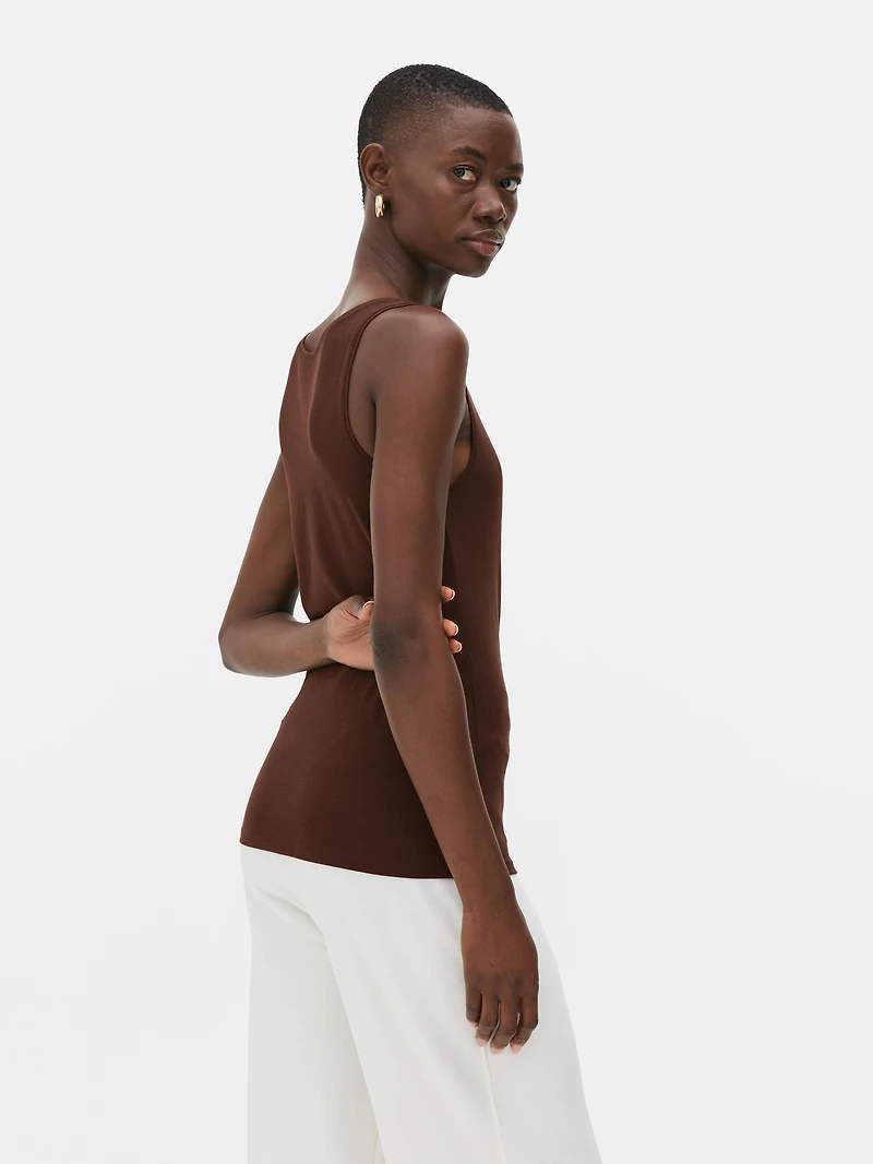 Scoop Neck Stretch Vest