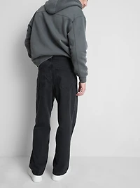 Mid-Rise Relaxed Straight Leg Jeans