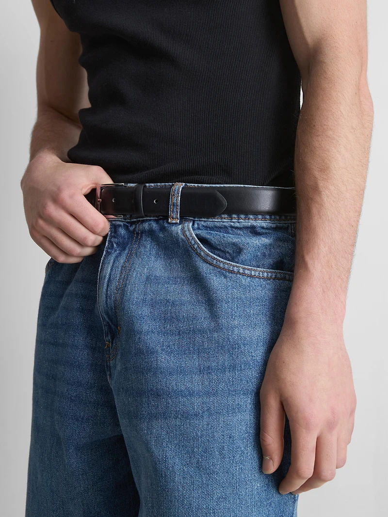 High-Waisted Relaxed Jeans