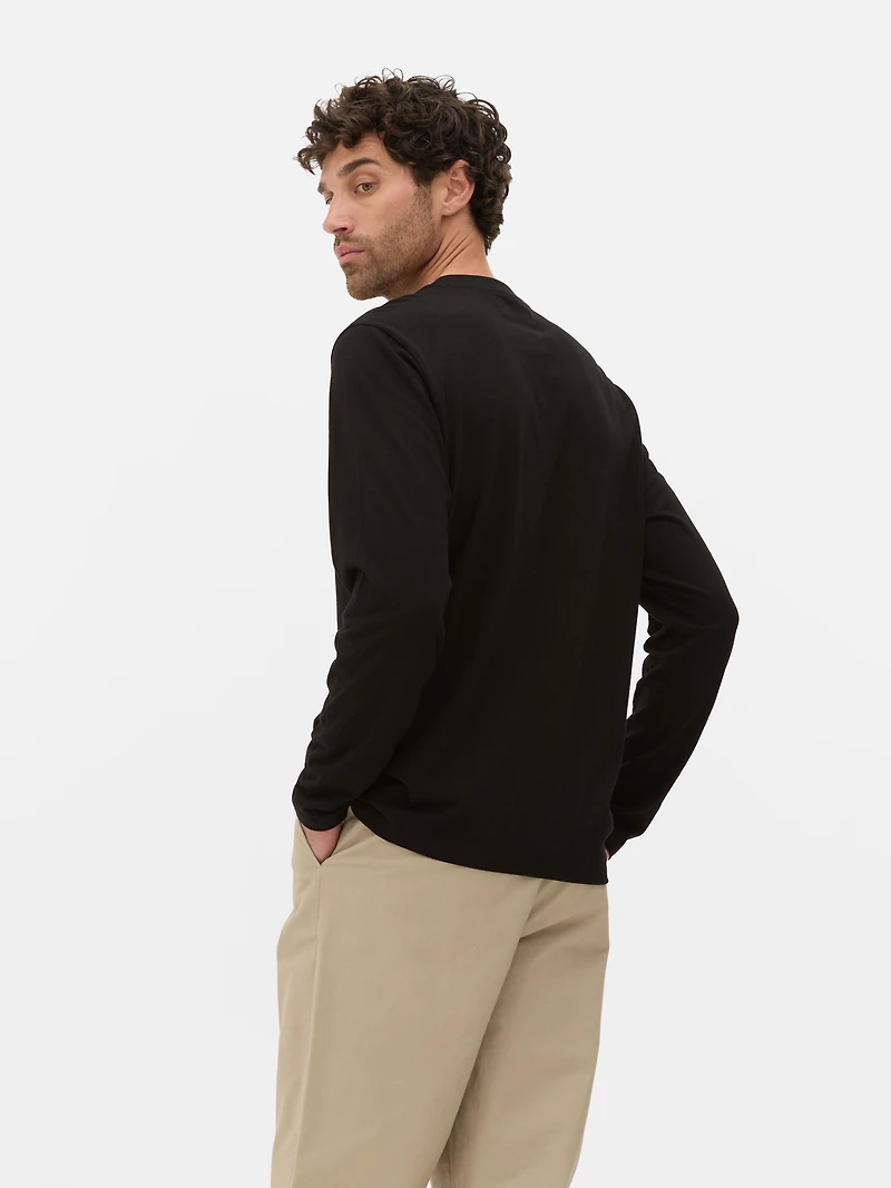 Men's Black Essential Long Sleeve T-Shirt