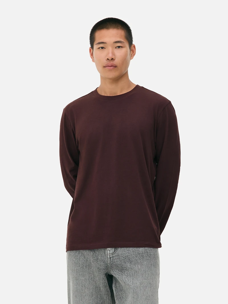 Essential Long Sleeve T-Shirt