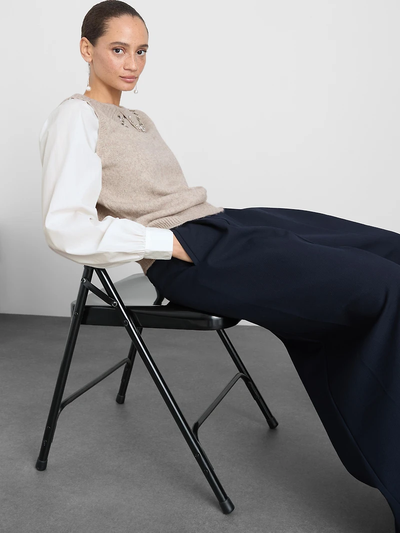 2 in 1 Embroidered Collar Sweater