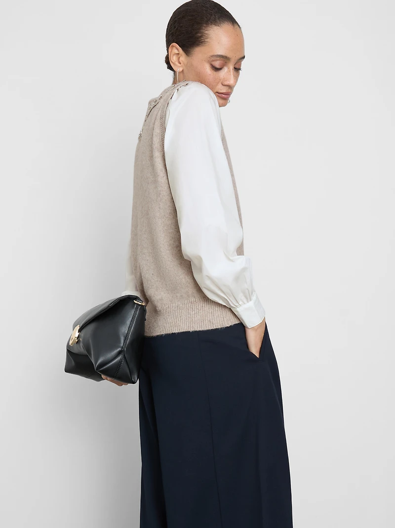 2 in 1 Embroidered Collar Sweater