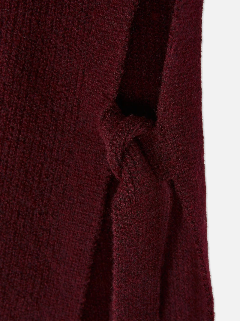 Knitted Tie Side Bib