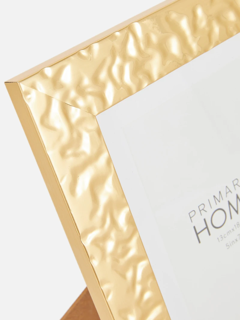 5x7in (13x18cm) Dimpled Photo Frame