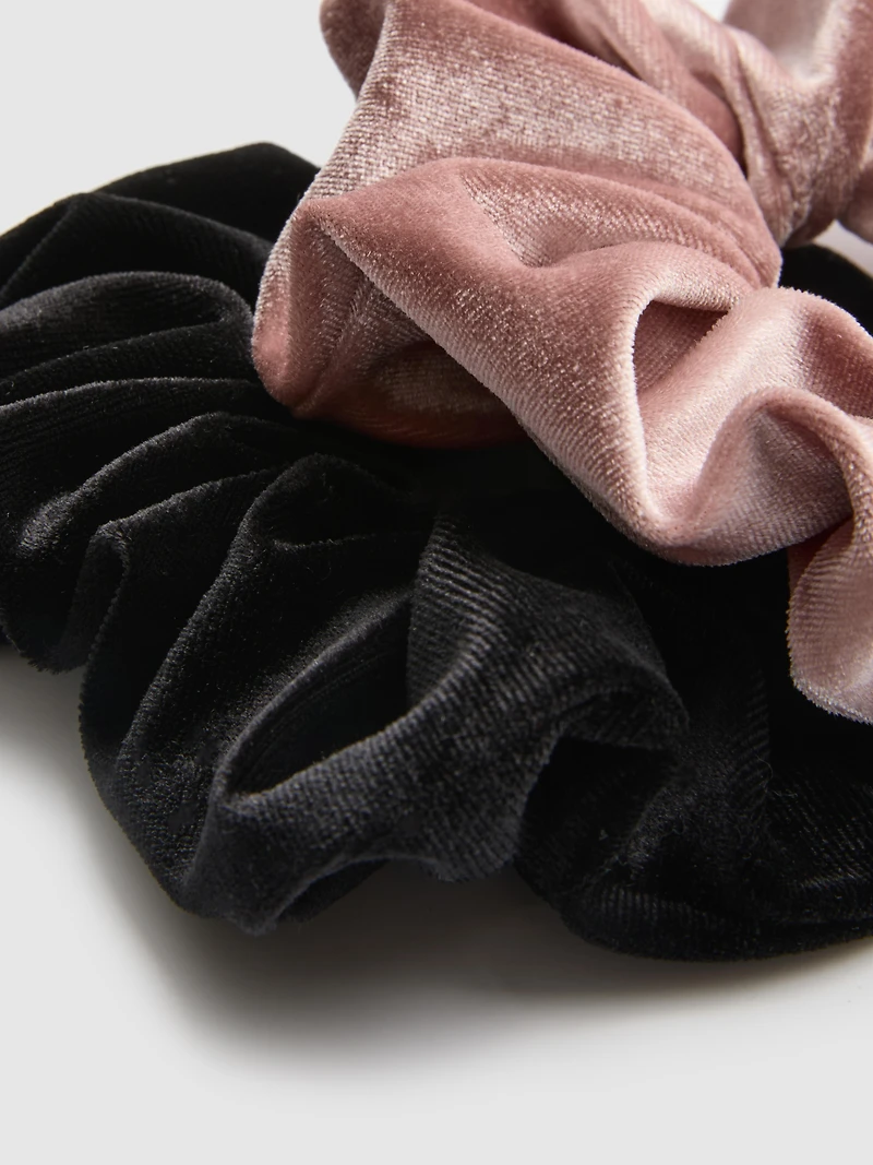2-Pack Velvet Scrunchies