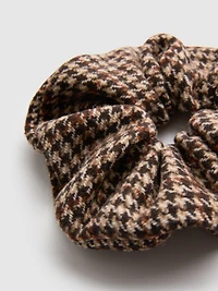 1pk Tweed Scrunchie