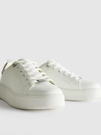 Diamanté Low-Top Sneakers