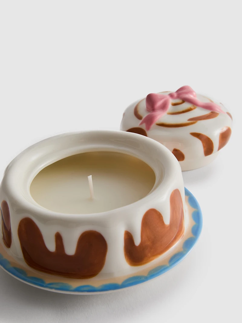 Cinnamon Roll Lidded Candle