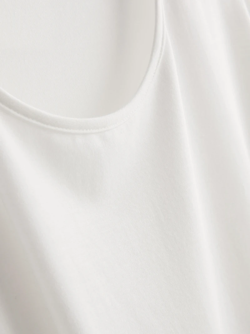 Curved Hem Active Tee