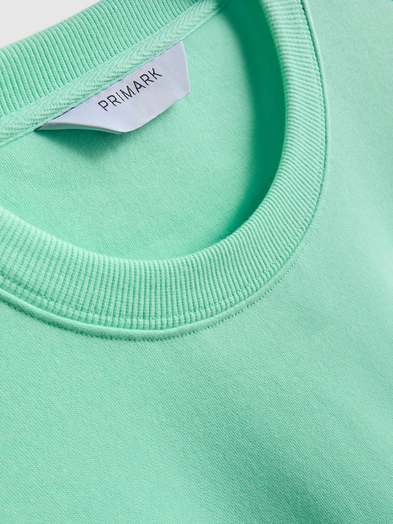 Essential Active Sweatshirt