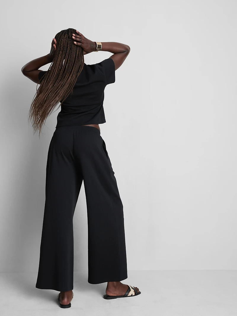 Cotton-Rich Wide-Leg Pleated Joggers