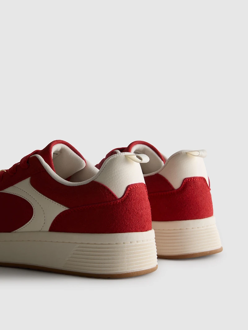 Charm Detail Skater Low-Top Sneakers