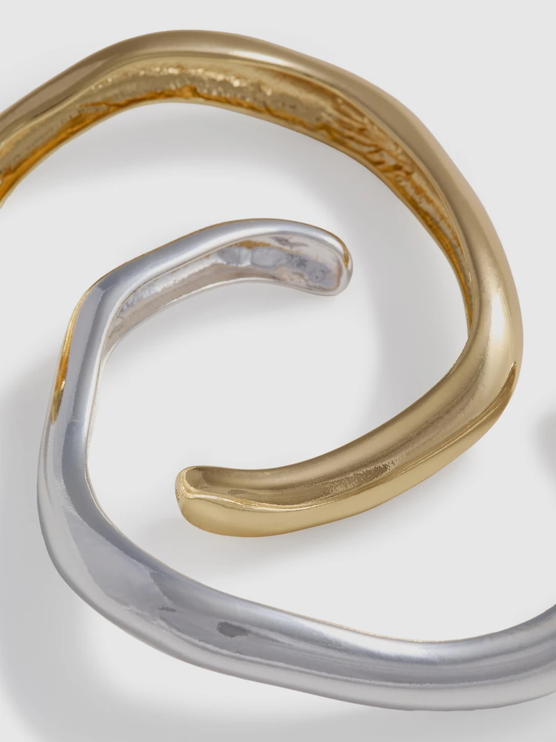 2pk Molten Metal Wrist Cuffs