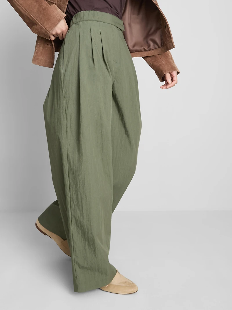 High-Waisted Textured Pleated Pants