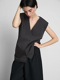 Relaxed Sleeveless Blazer