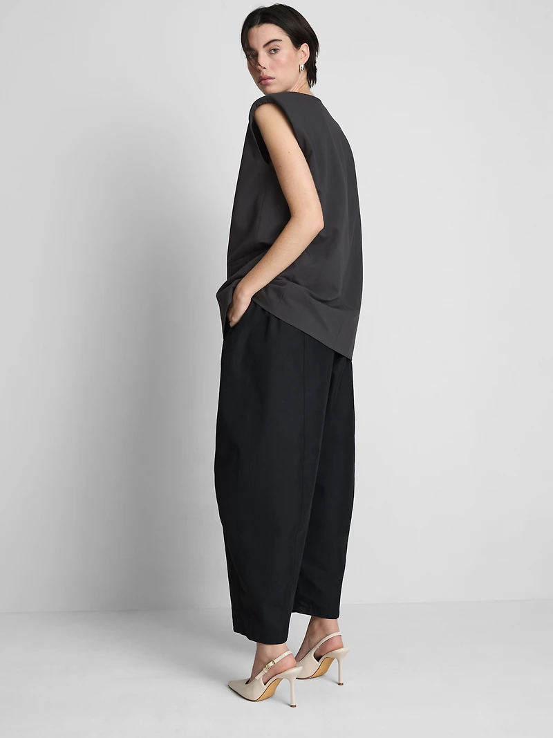 Relaxed Sleeveless Blazer