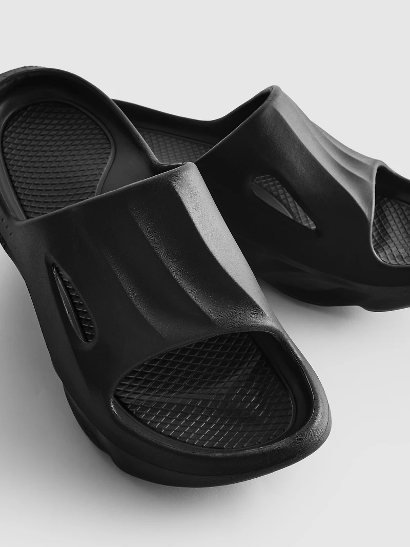 Active Foam Sliders