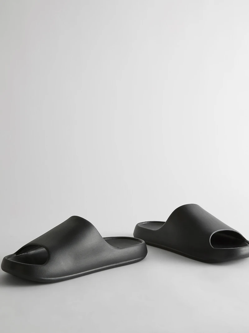 Molded Pool Slides