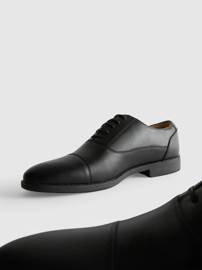 Lace-Up Oxford Shoes