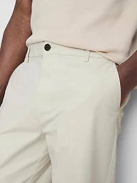 Slim Chinos
