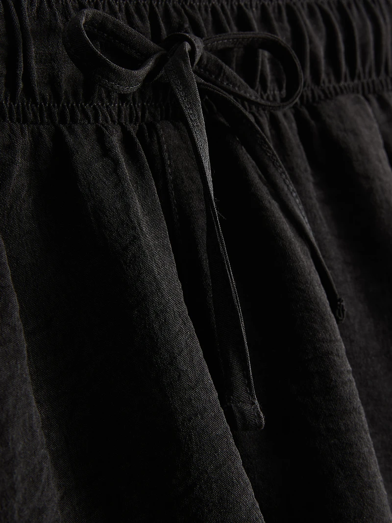 Active Airflow Shorts