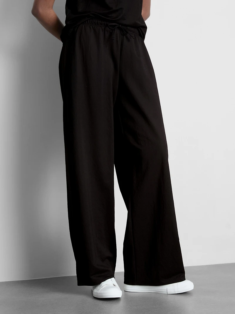 Textured Wide Leg Pants