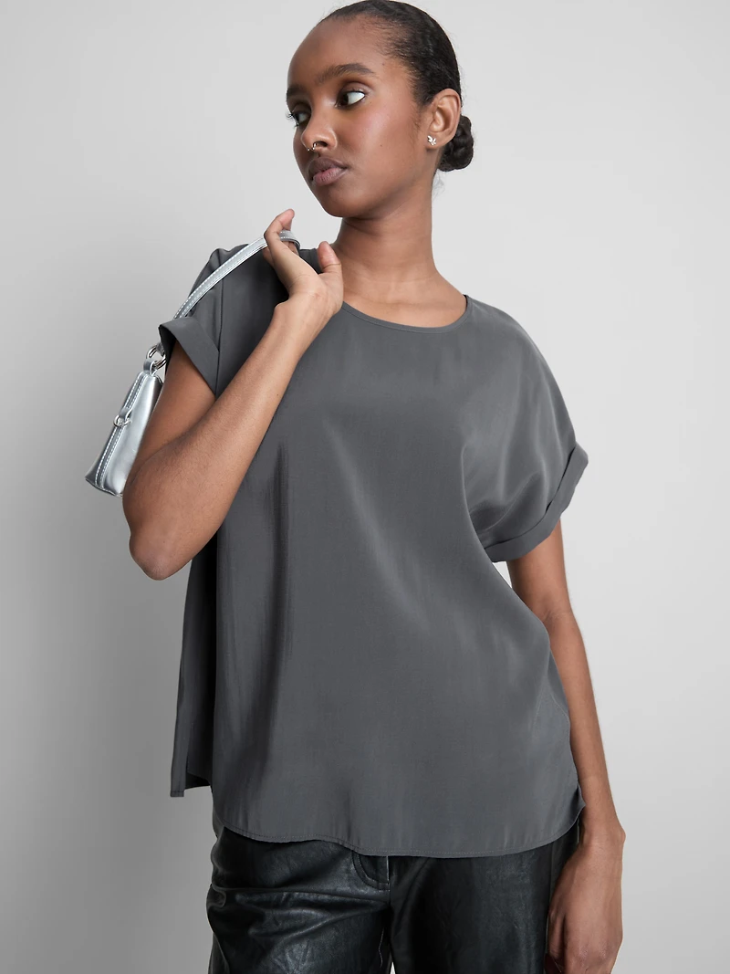 Crew Neck Roll Sleeve Tee