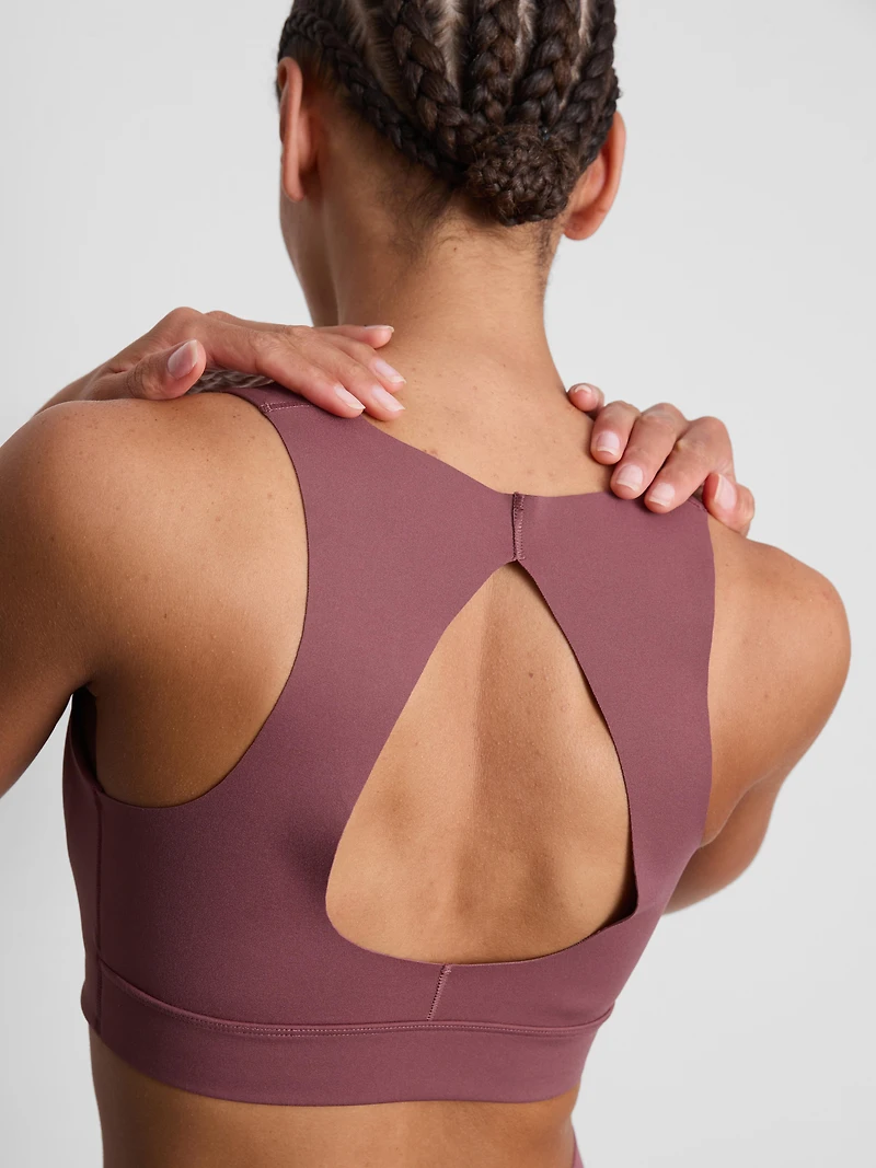 BodySculpt Performance Cut Out Crop Top