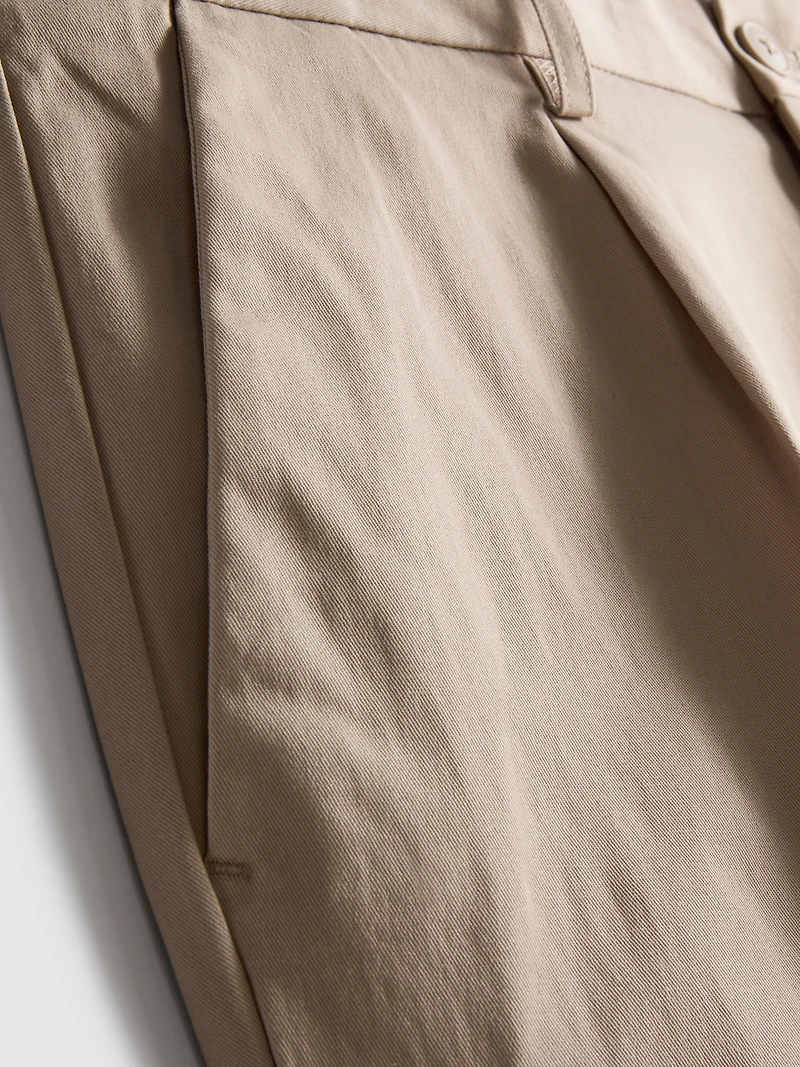 The Edit Slim Fit Peached Pants