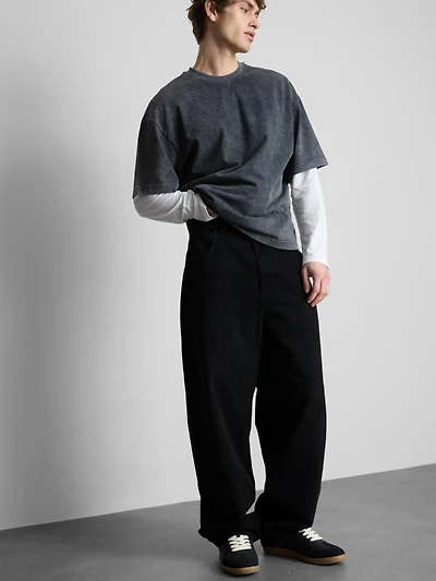 Mid-Rise Baggy Jeans