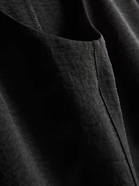 Relaxed Round Neck Air Flow Tee