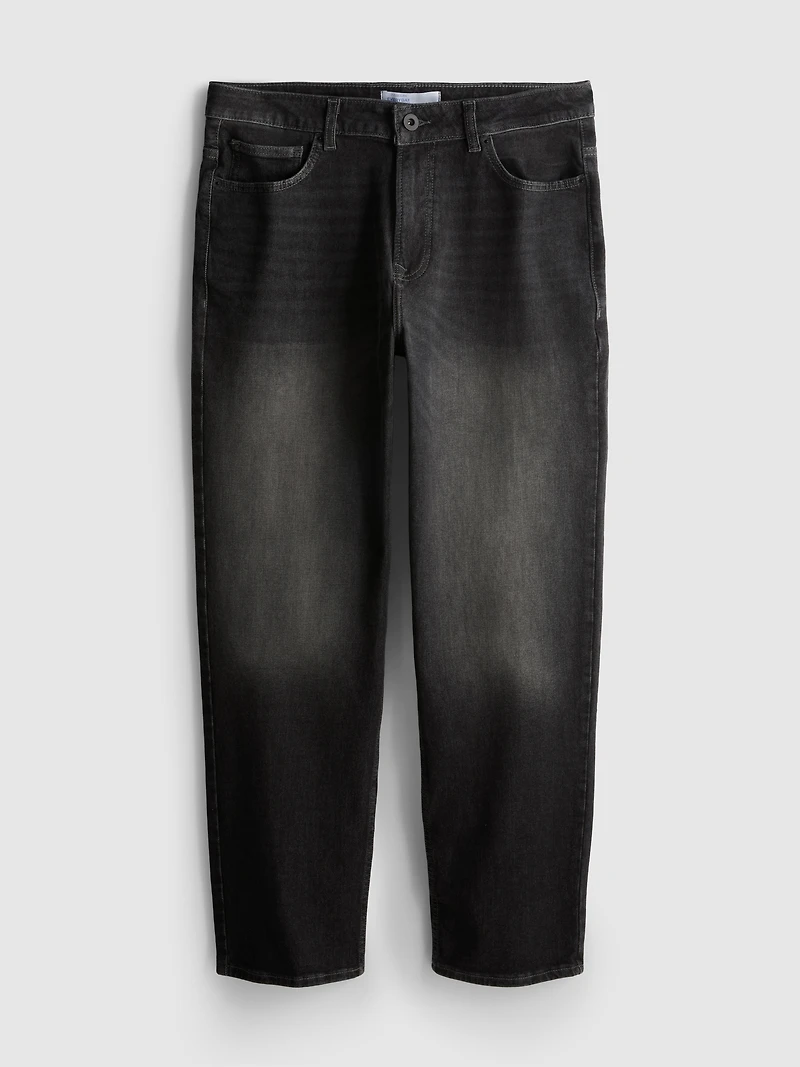 Mid-Rise Straight-Leg Jeans