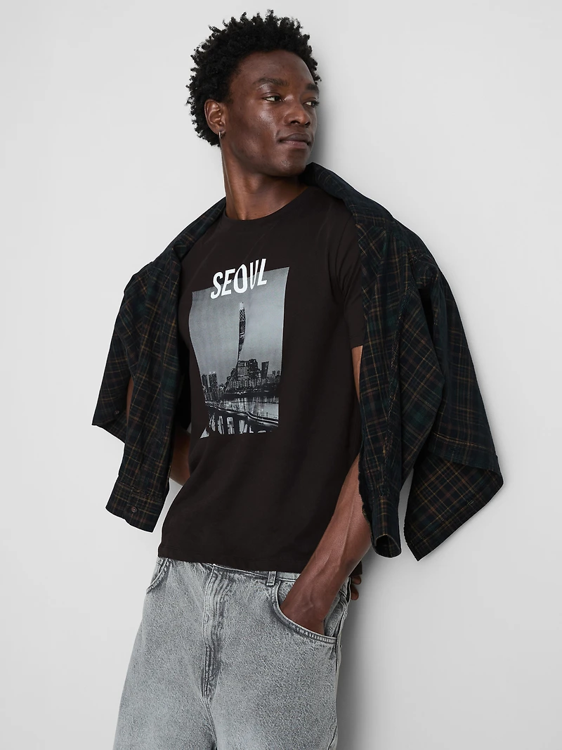Short Sleeve Seoul Graphic T-Shirt