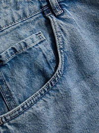 Mid-Rise Baggy Jeans